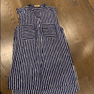 Navy and white top